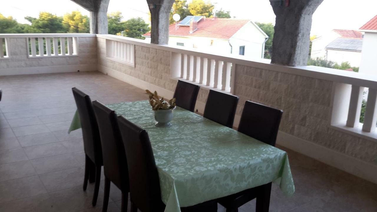 Apartments Marko Sutivan Insel Brac المظهر الخارجي الصورة