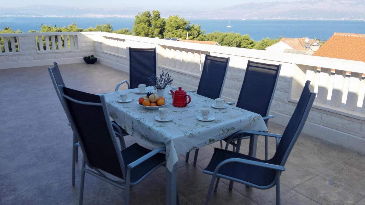 Apartments Marko Sutivan Insel Brac المظهر الخارجي الصورة
