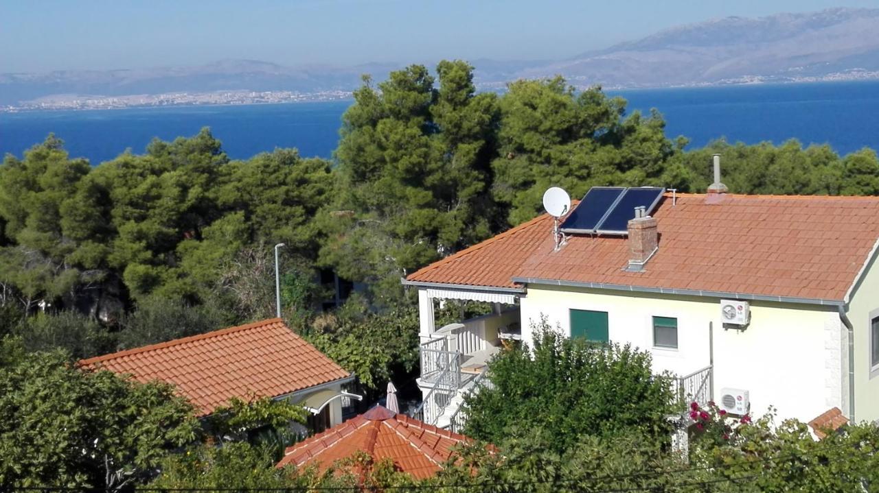 Apartments Marko Sutivan Insel Brac المظهر الخارجي الصورة
