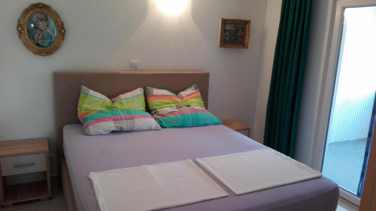 Apartments Marko Sutivan Insel Brac المظهر الخارجي الصورة